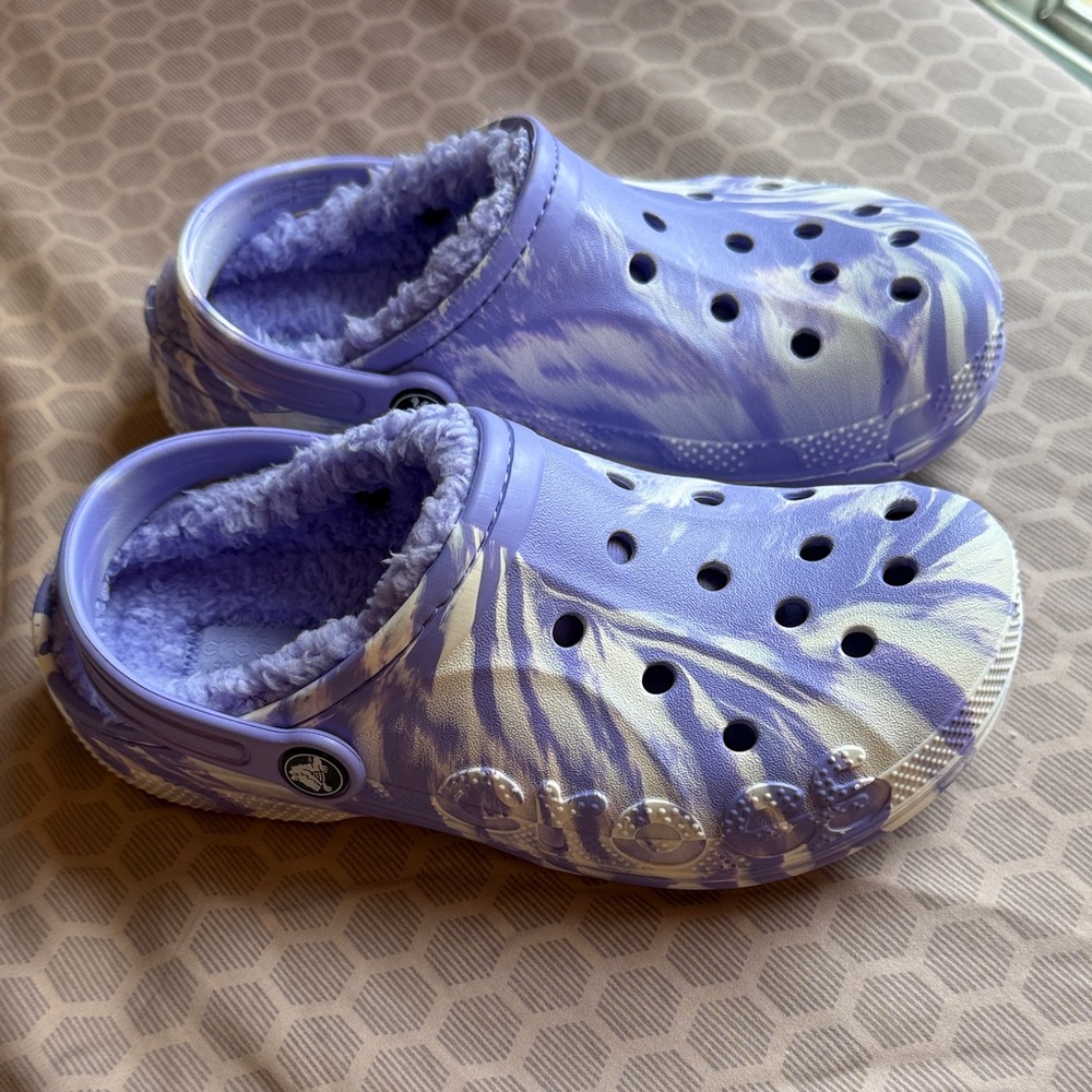 Kids Purple Crocs with Fleece Lining